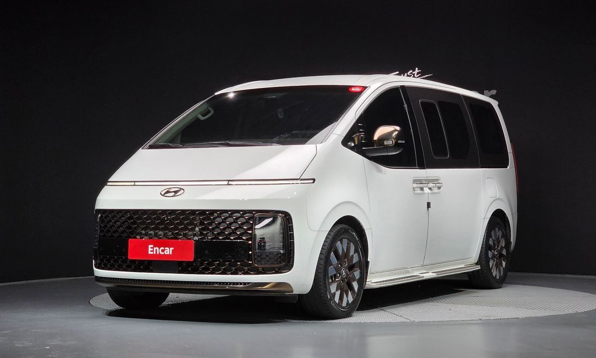 Hyundai Staria 2023
