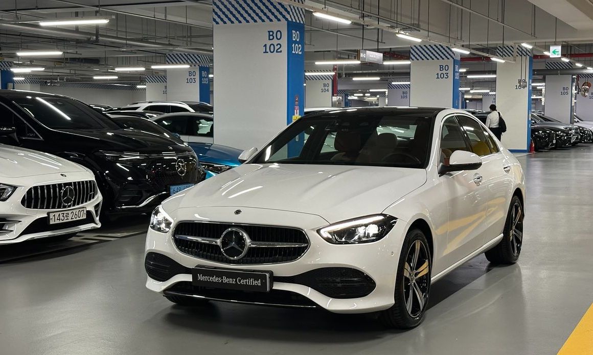Mercedes-Benz C-Class 2026