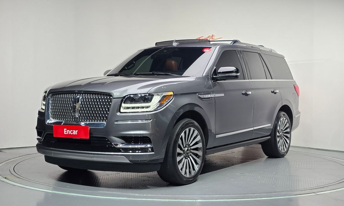 Lincoln Navigator 2021