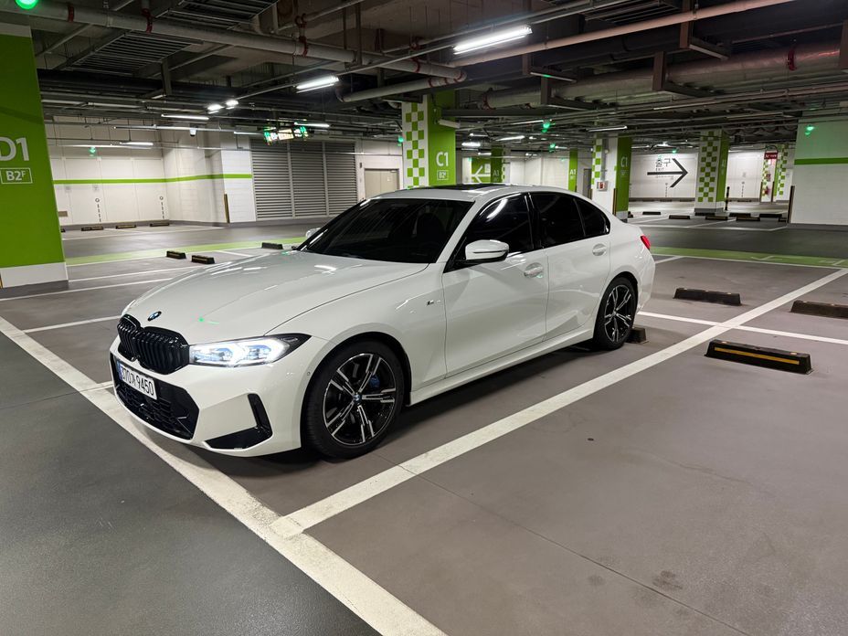 BMW 3-Series 2025