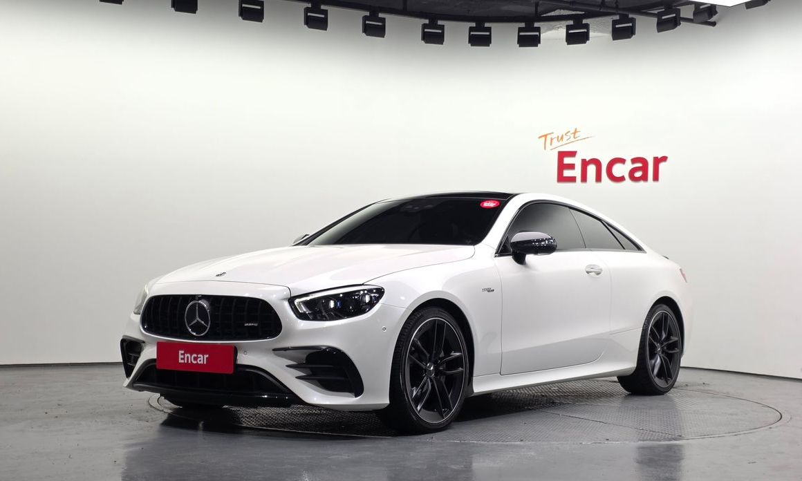 Mercedes-Benz E-Class 2021