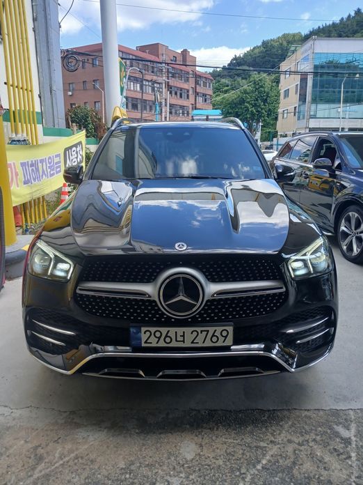 Mercedes-Benz GLE-Class 2023
