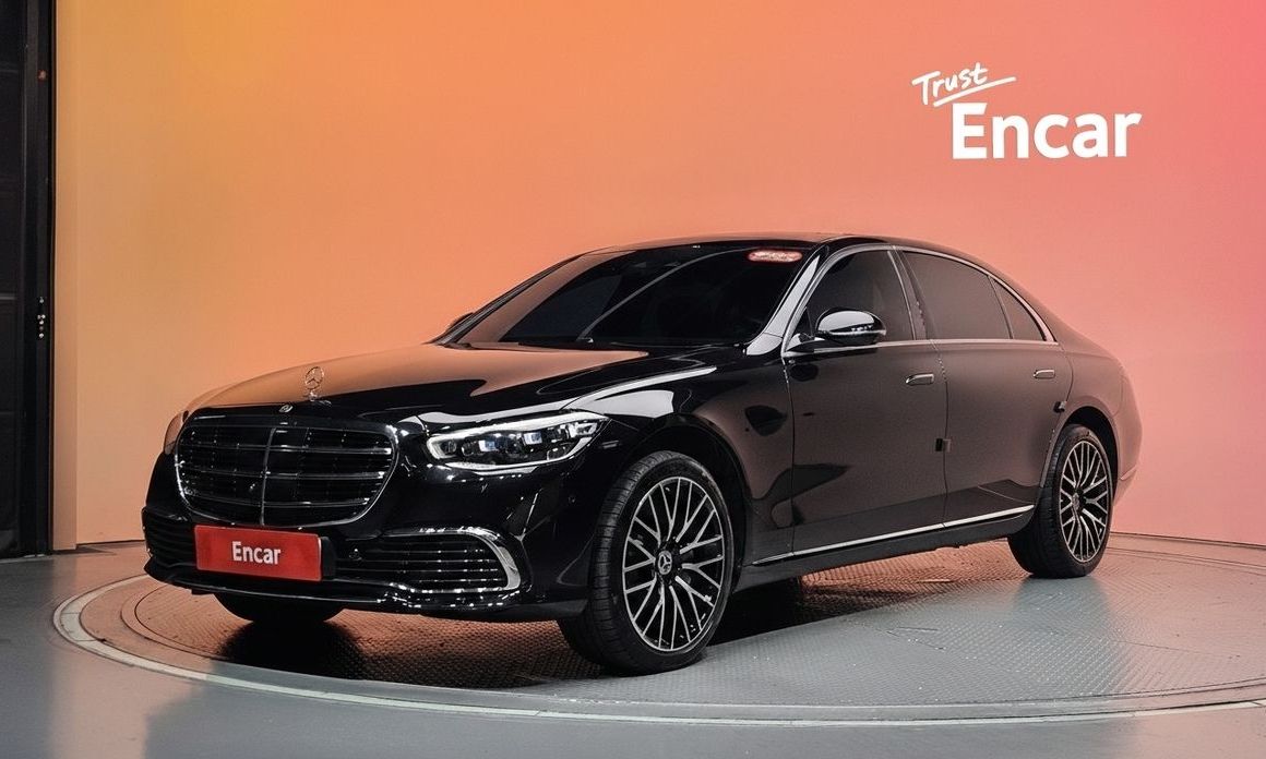 Mercedes-Benz S-Class 2024