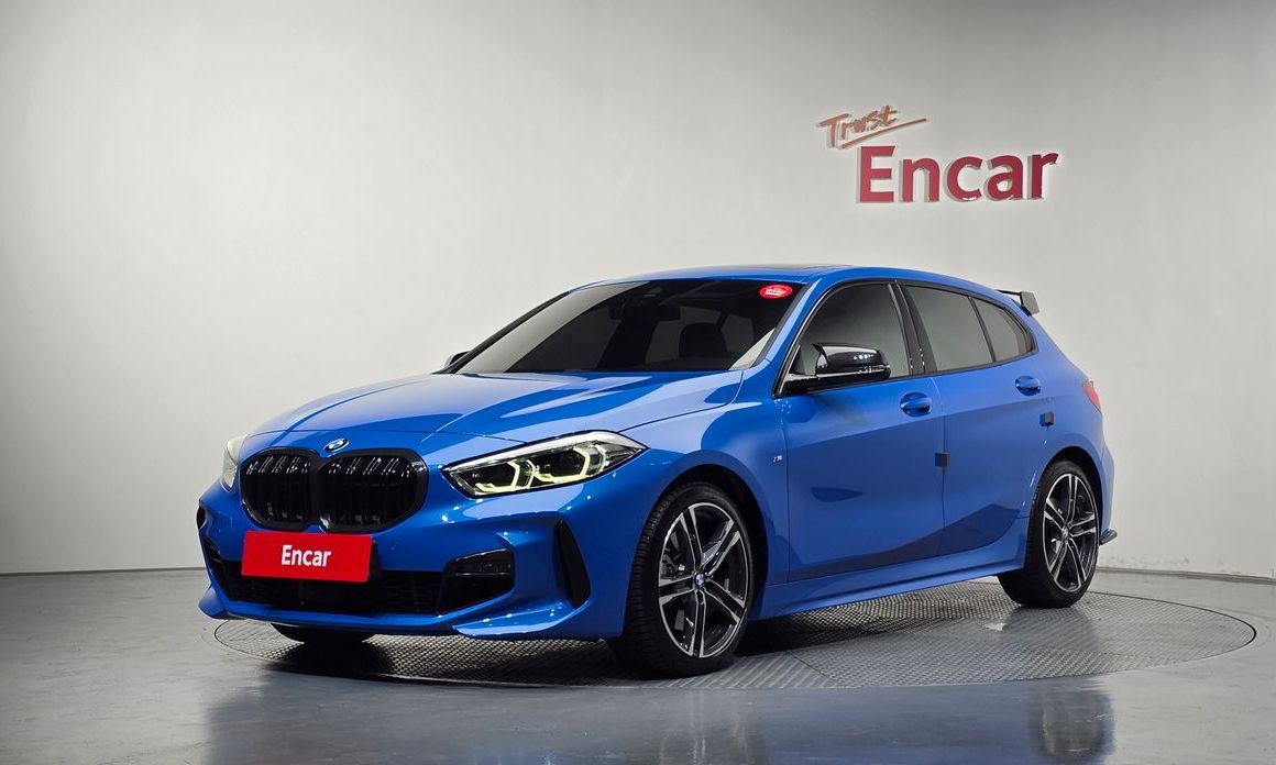 BMW 1-Series 2023