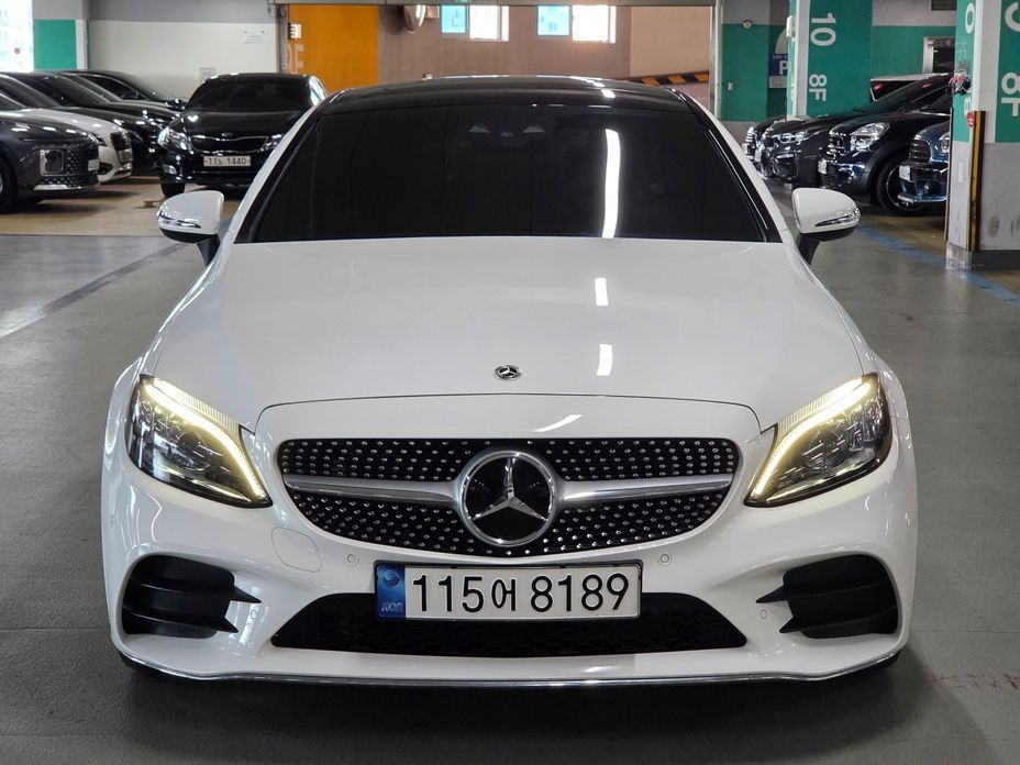 Mercedes-Benz C-Class 2021