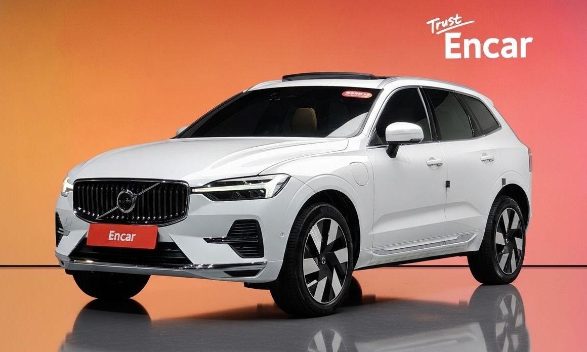 Volvo XC60 2025