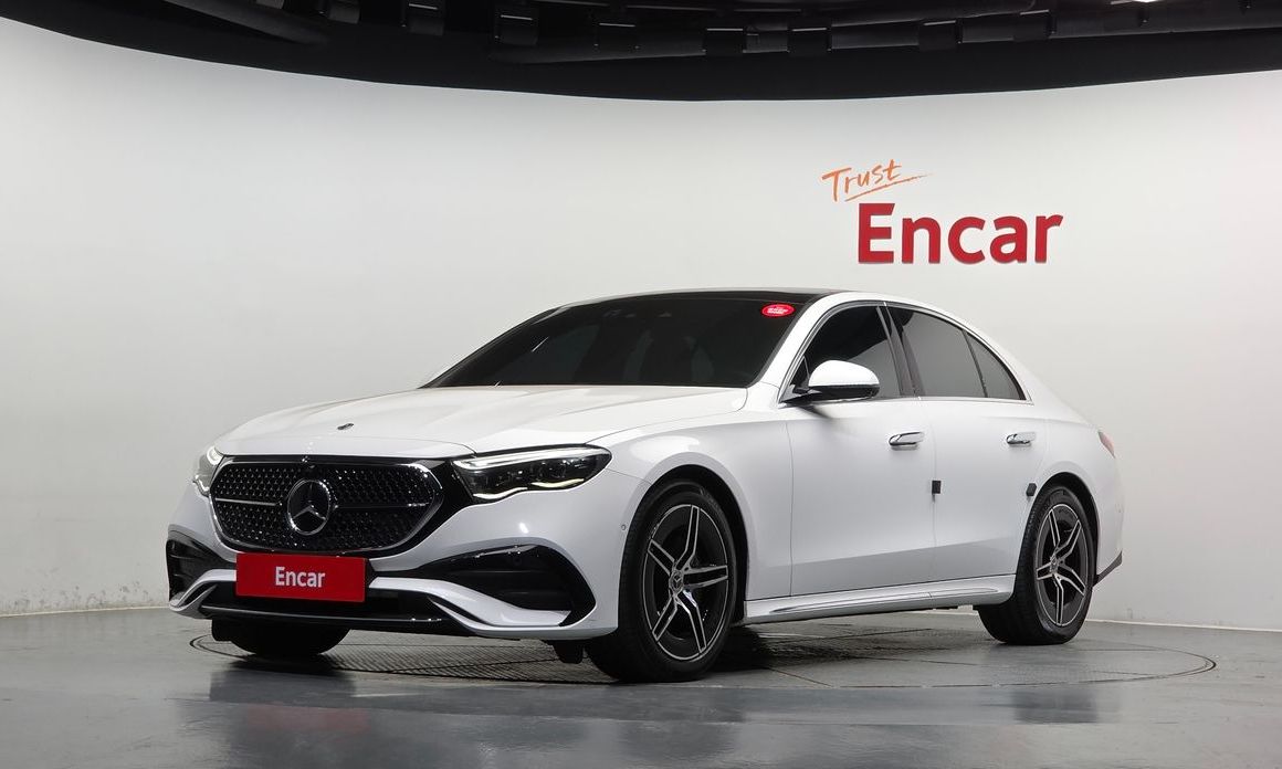 Mercedes-Benz E-Class 2024