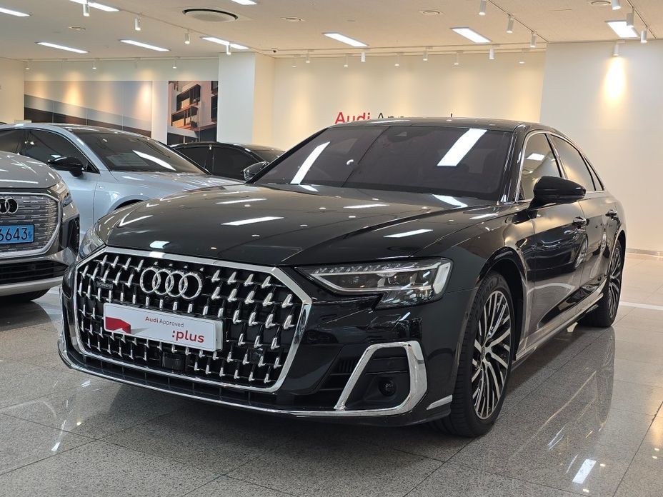 Audi A8 2023
