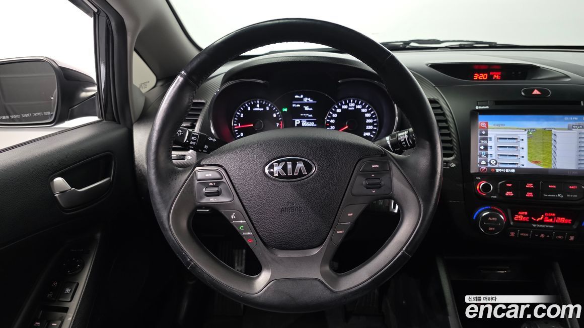 Kia K3 2015