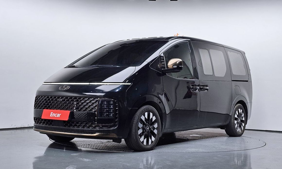 Hyundai Staria 2025