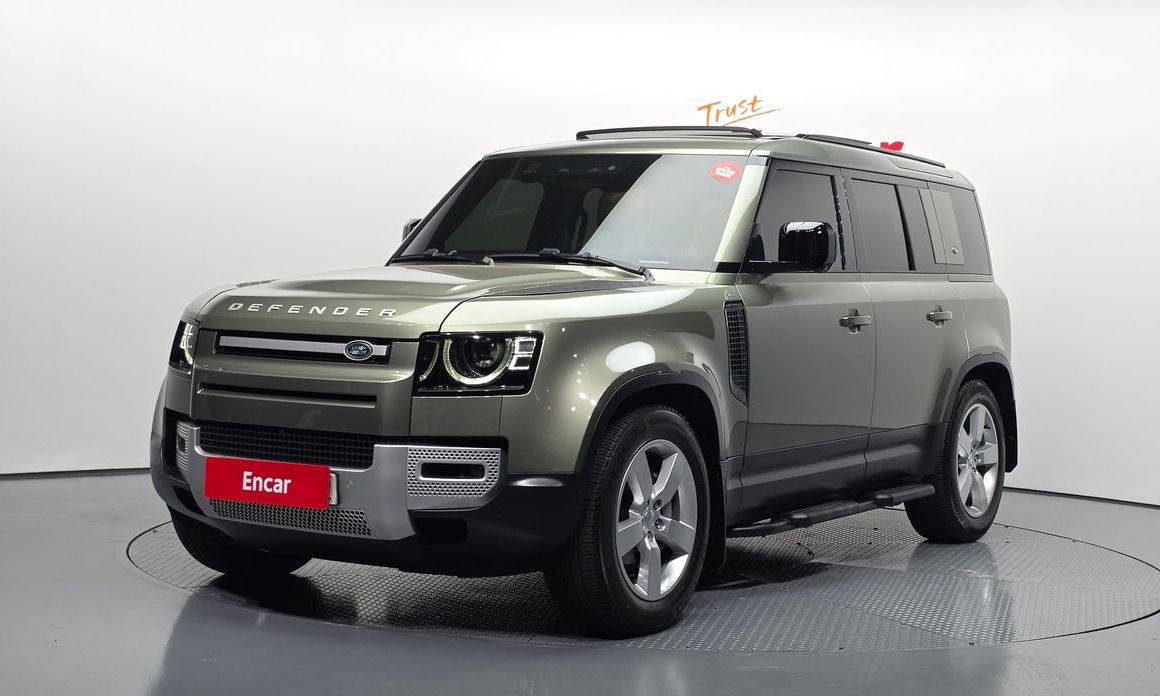 Land Rover Defender 2023