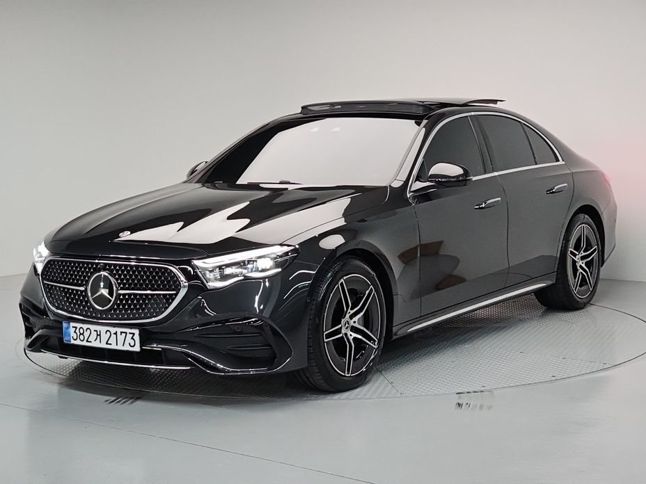 Mercedes-Benz E-Class 2025