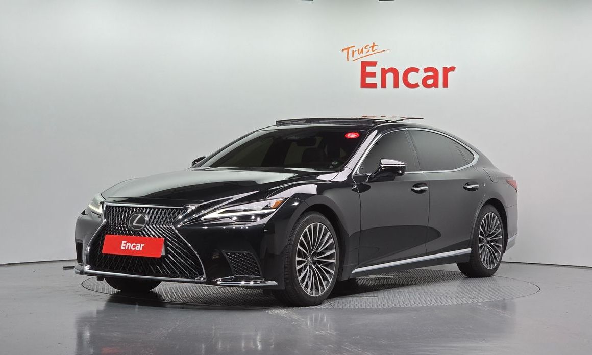 Lexus LS 2024