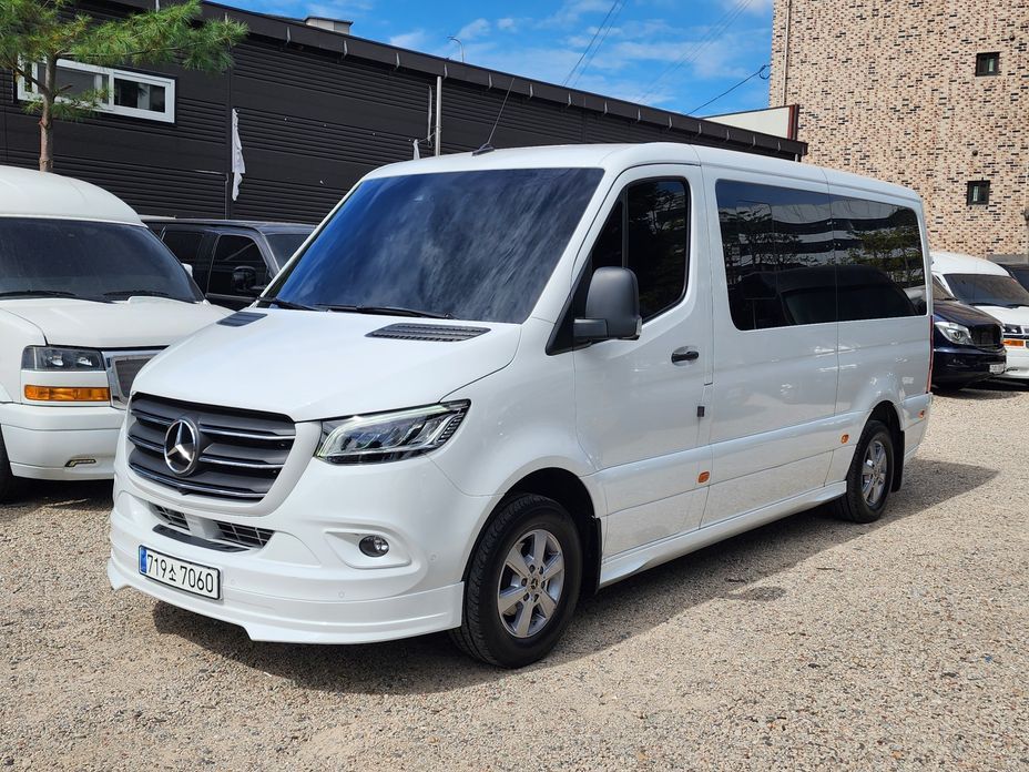 Mercedes-Benz Sprinter 2024