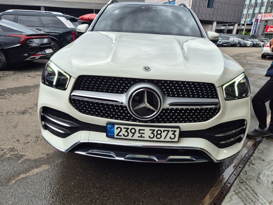 Mercedes-Benz GLE-Class 2021