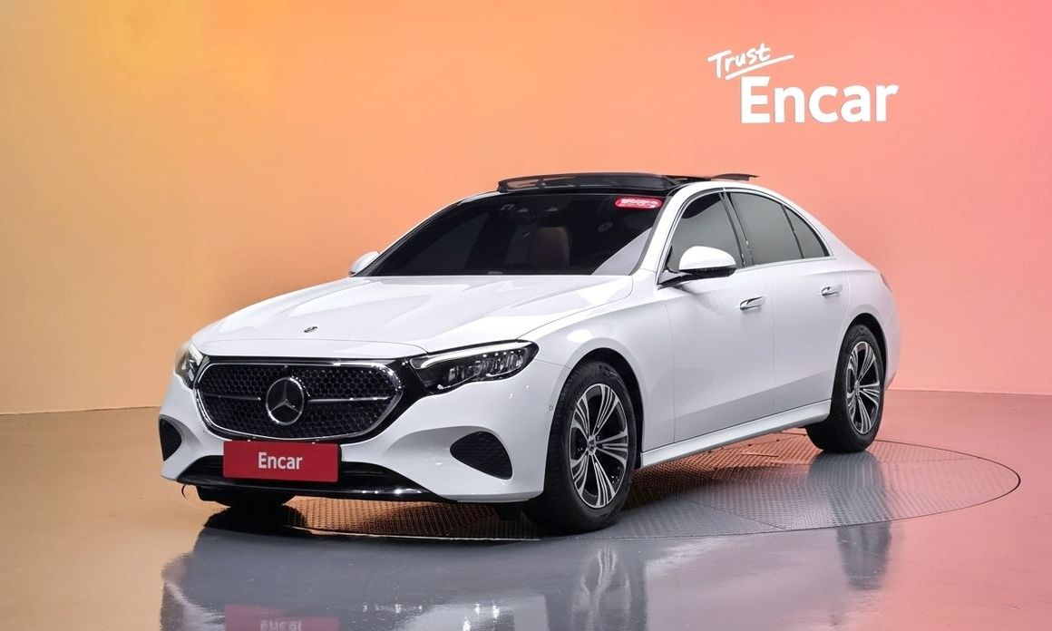 Mercedes-Benz E-Class 2025