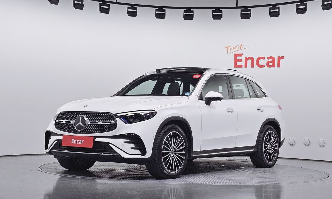 Mercedes-Benz GLC-Class 2025