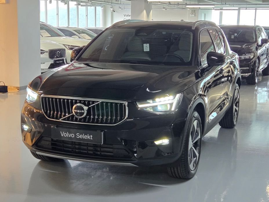 Volvo XC40 2026