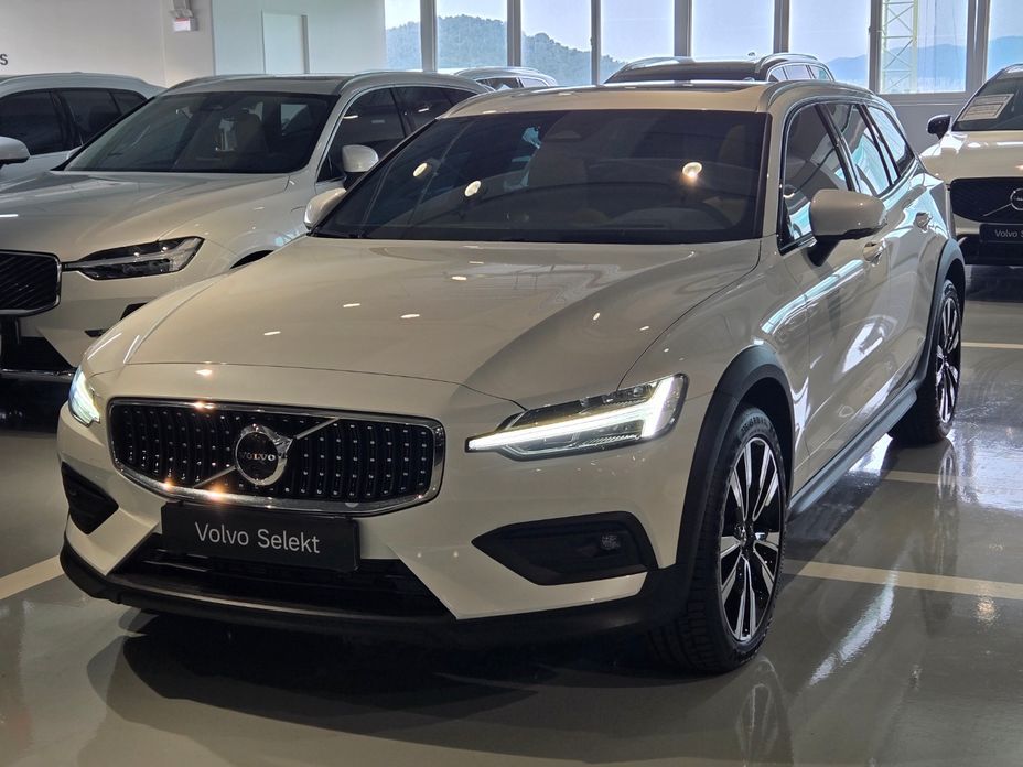 Volvo V60 2026
