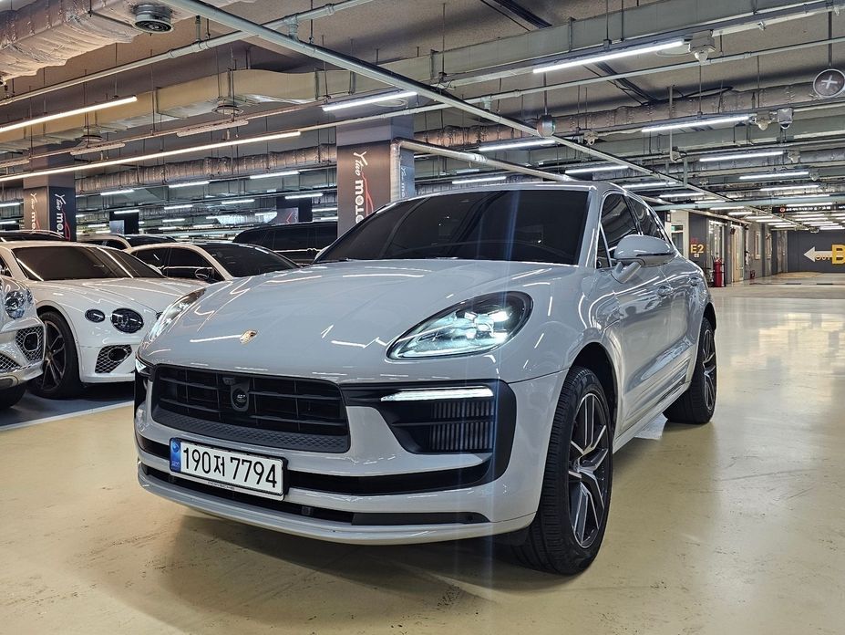 Porsche Macan 2023