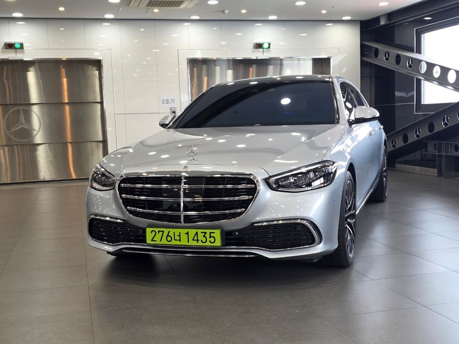 Mercedes-Benz S-Class 2026