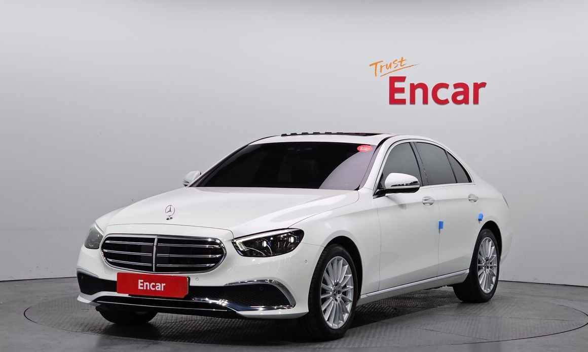 Mercedes-Benz E-Class 2021