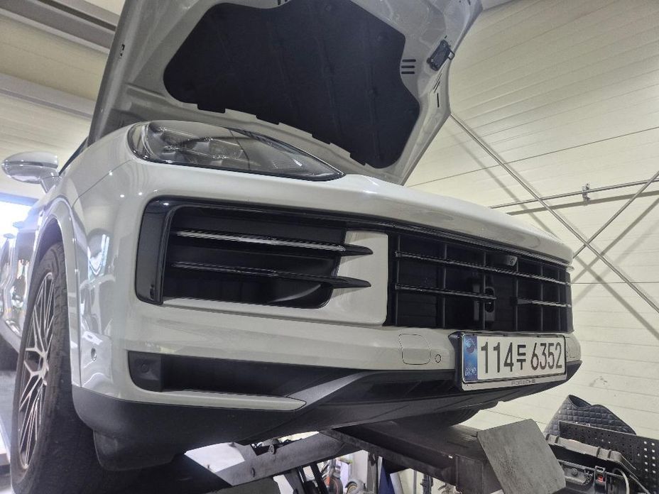 Porsche Cayenne 2025