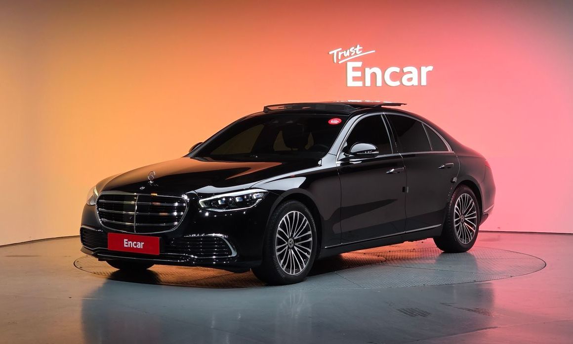Mercedes-Benz S-Class 2024