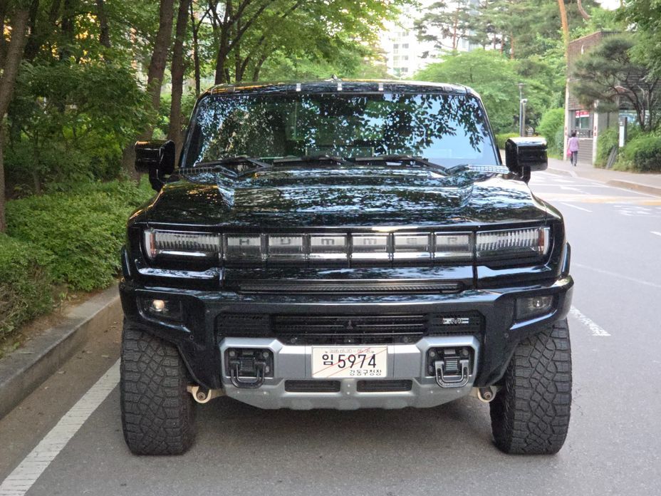GMC Hummer EV 2024