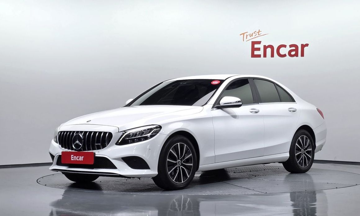 Mercedes-Benz C-Class 2020