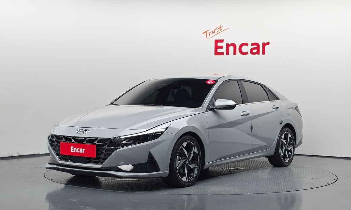 Hyundai AVANTE 2021