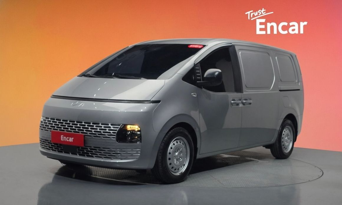 Hyundai Staria 2025