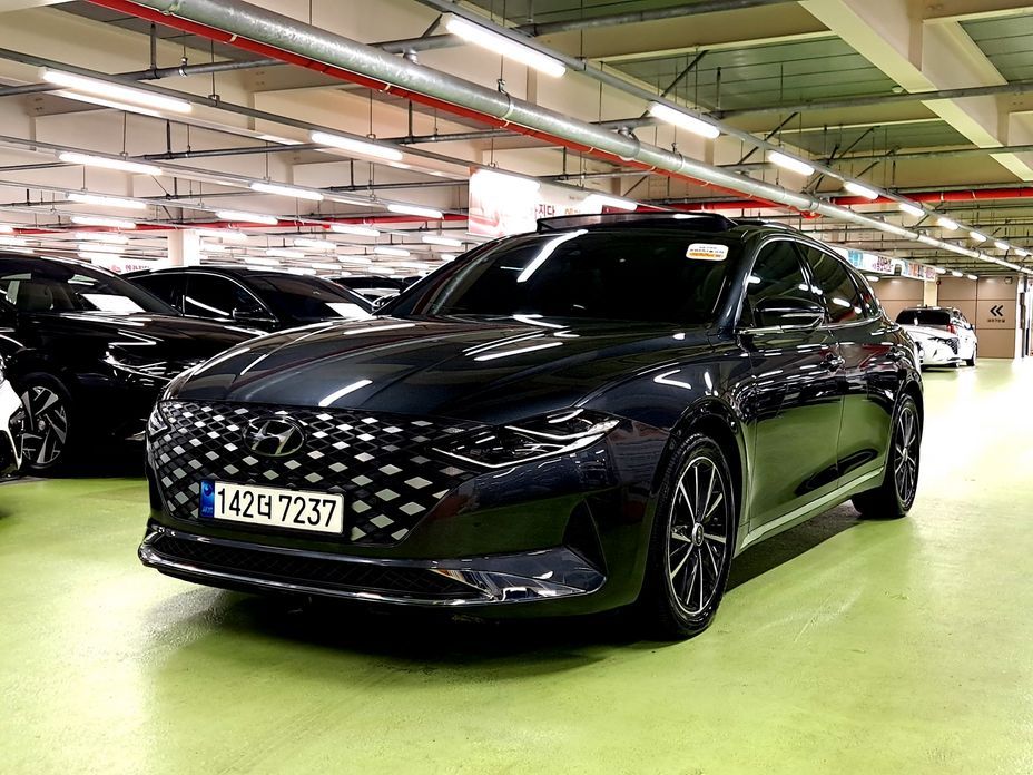 Hyundai Grandeur 2022