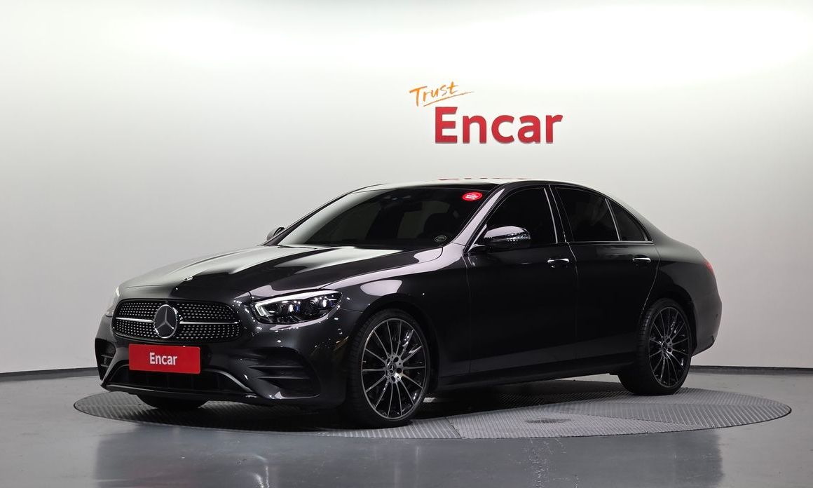 Mercedes-Benz E-Class 2023