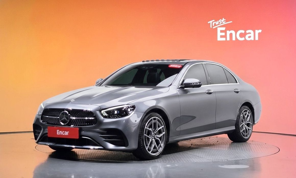 Mercedes-Benz E-Class 2021