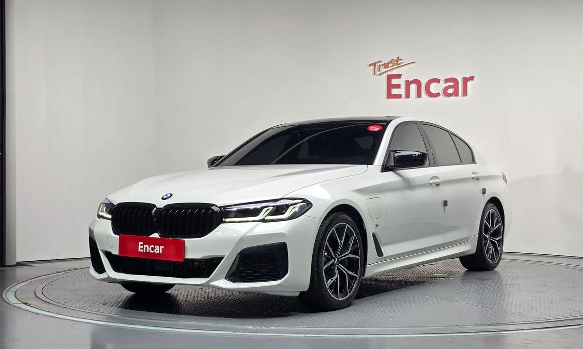 BMW 5-Series 2021