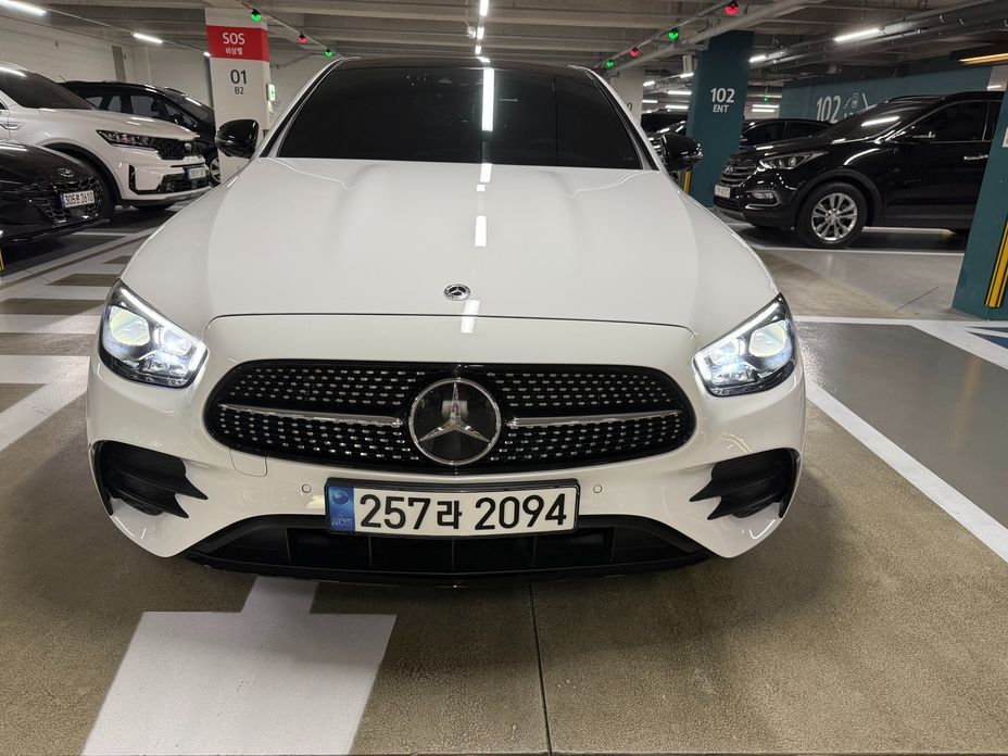 Mercedes-Benz E-Class 2023