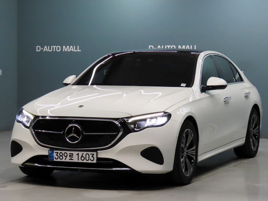 Mercedes-Benz E-Class 2024