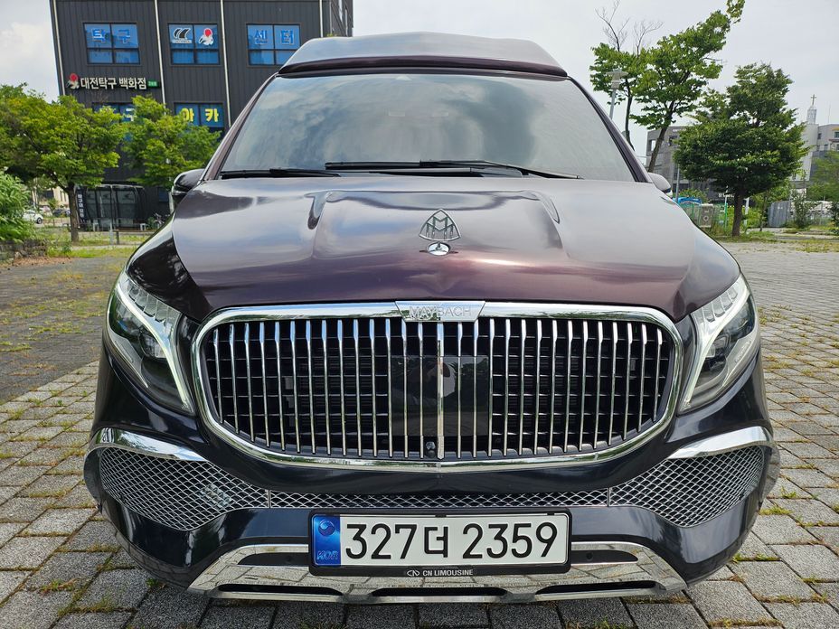 Mercedes-Benz V-Class 2023