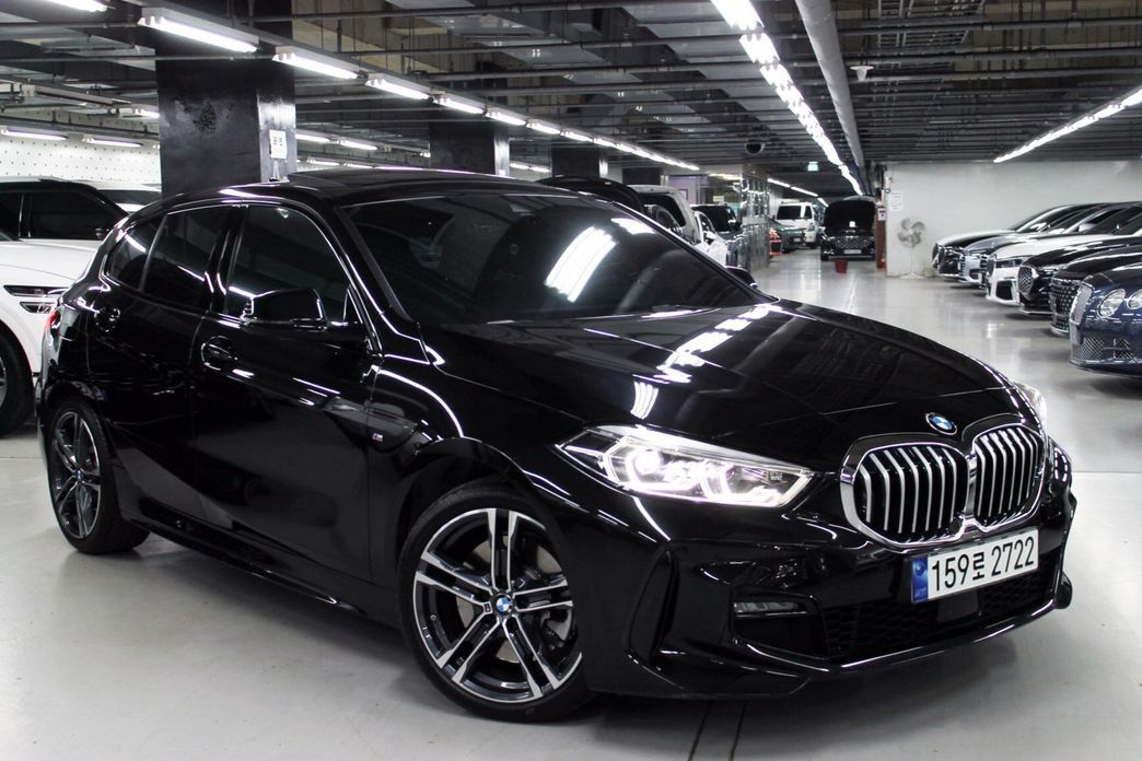 BMW 1-Series 2023