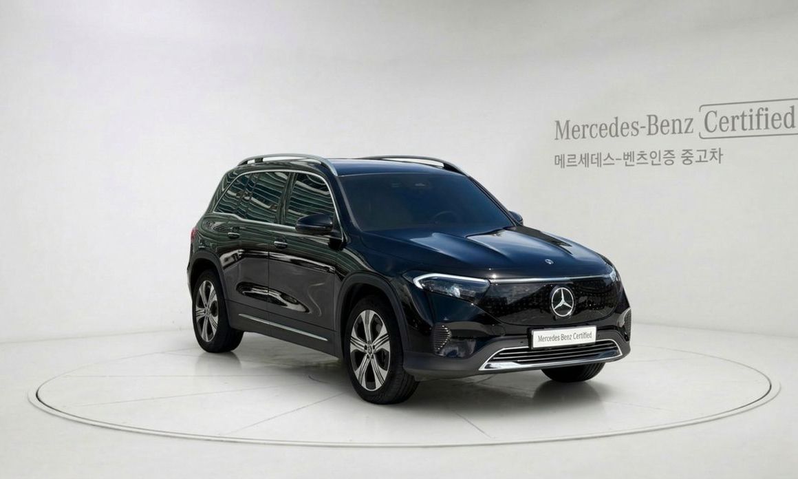 Mercedes-Benz EQB 2026