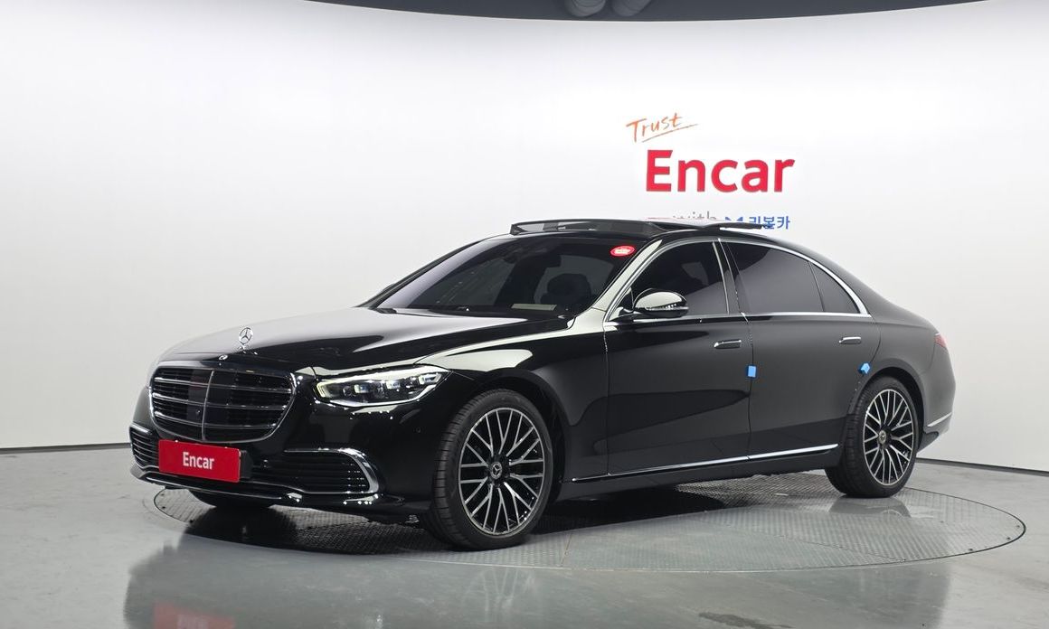 Mercedes-Benz S-Class 2023