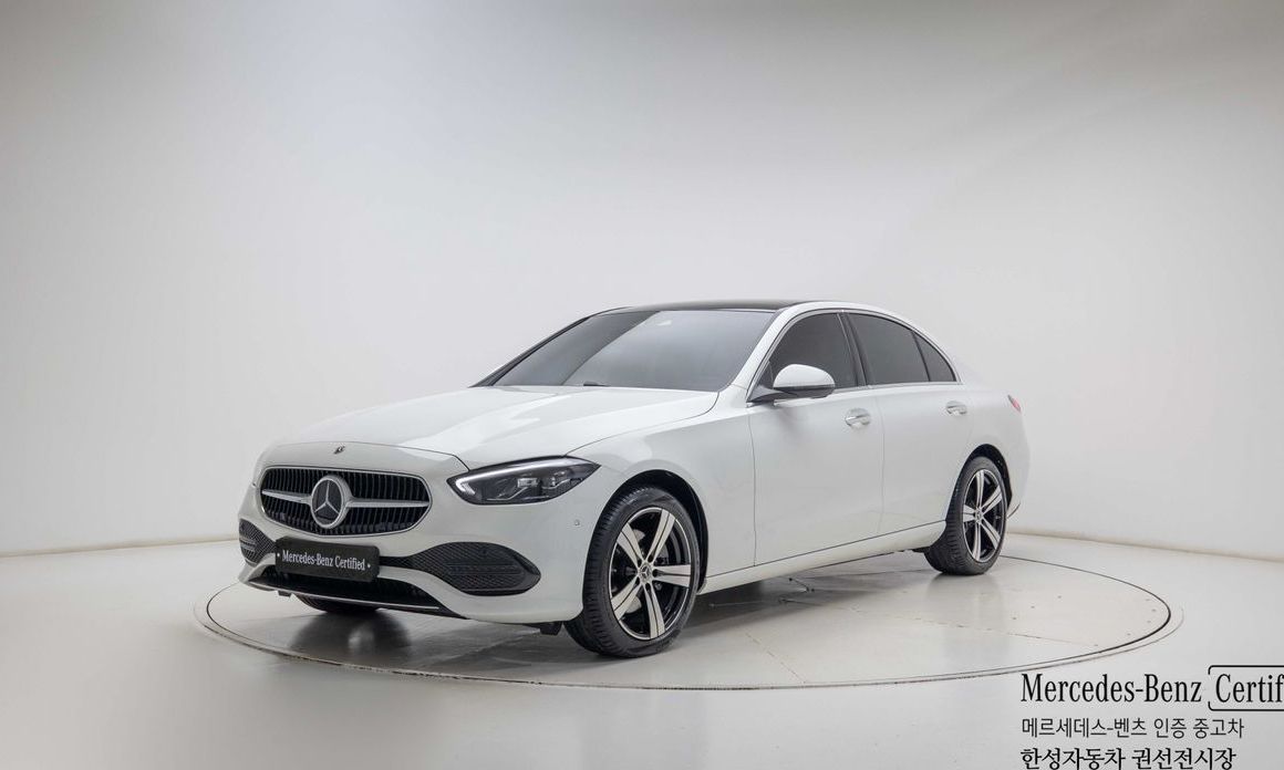 Mercedes-Benz C-Class 2026