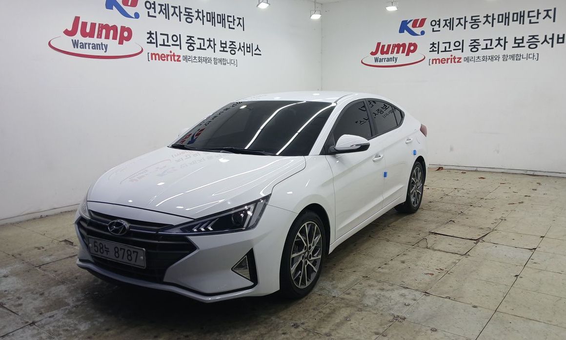 Hyundai AVANTE 2019