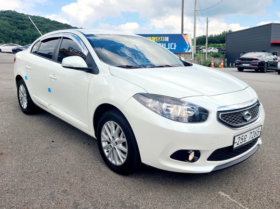 Renault-KoreaSamsung SM3 2014