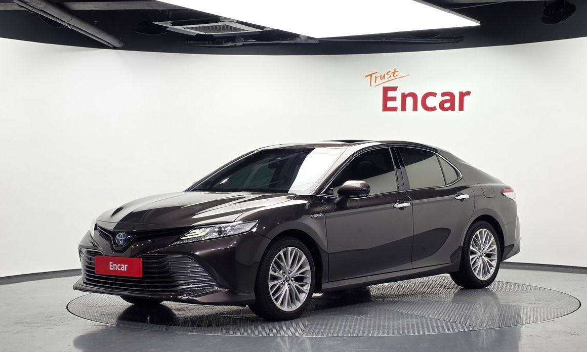 Toyota Camry 2019