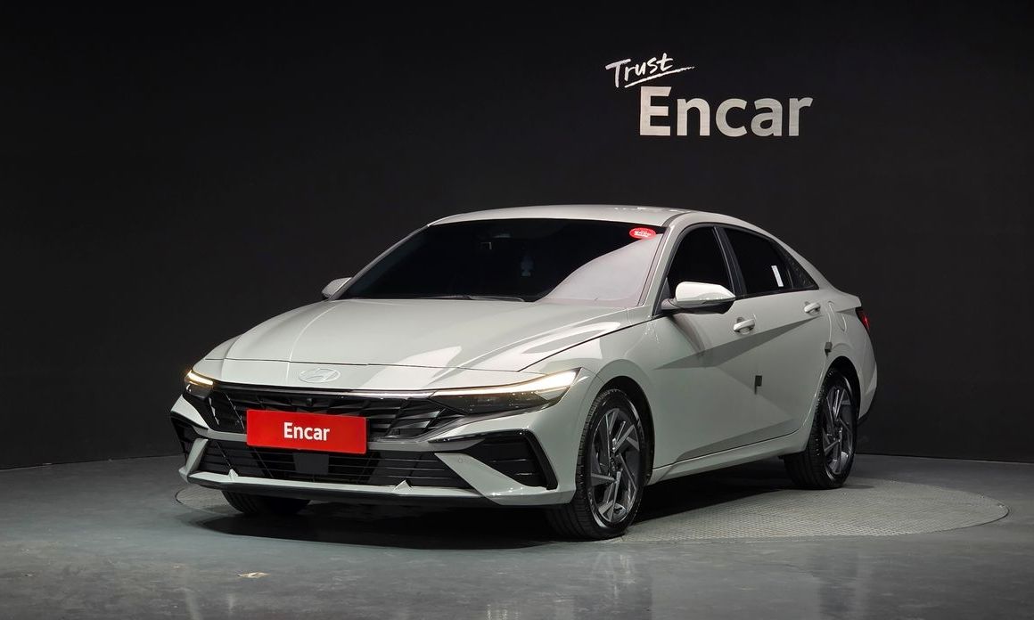 Hyundai AVANTE 2024
