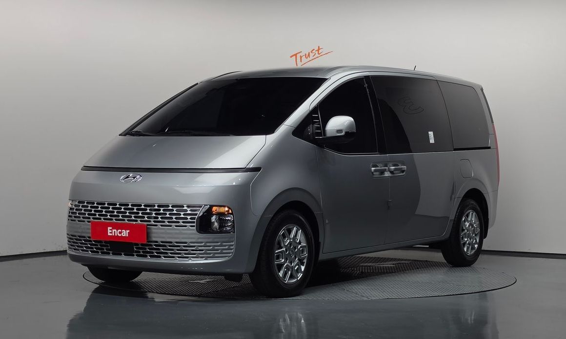 Hyundai Staria 2023