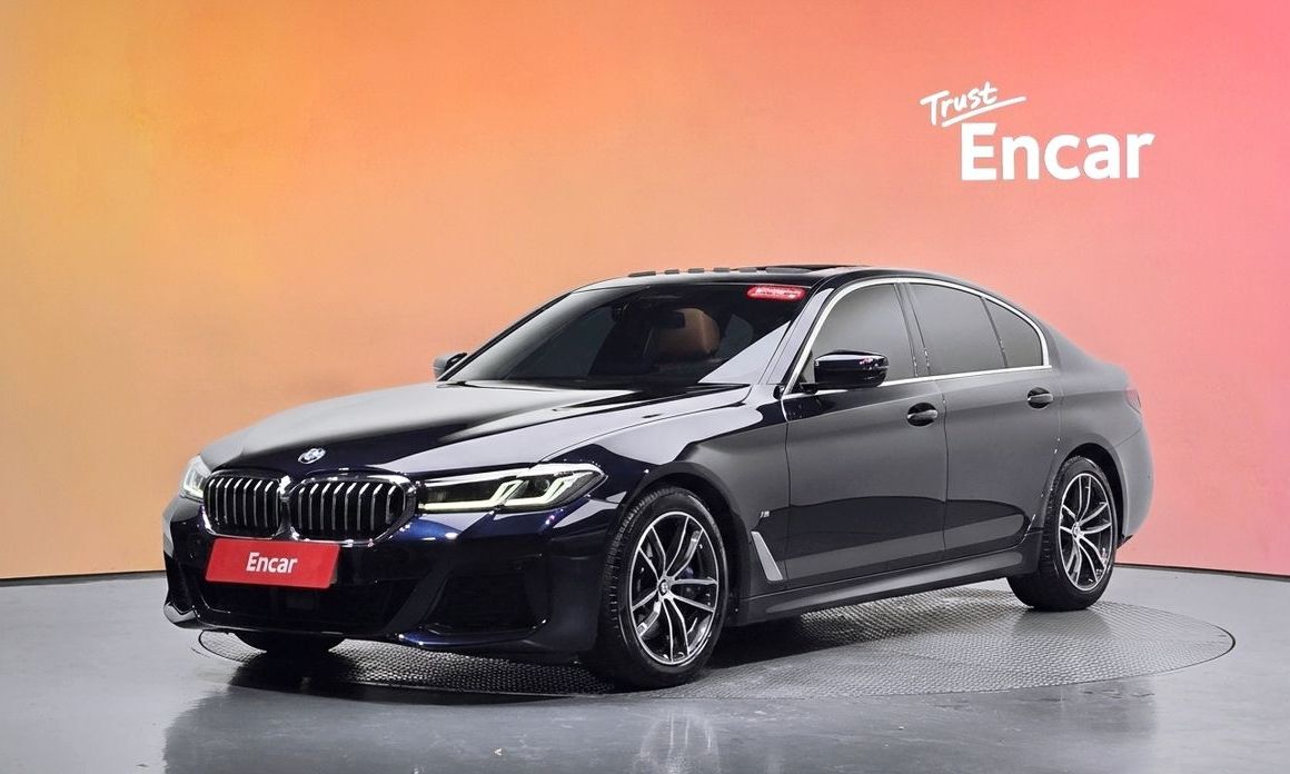 BMW 5-Series 2023