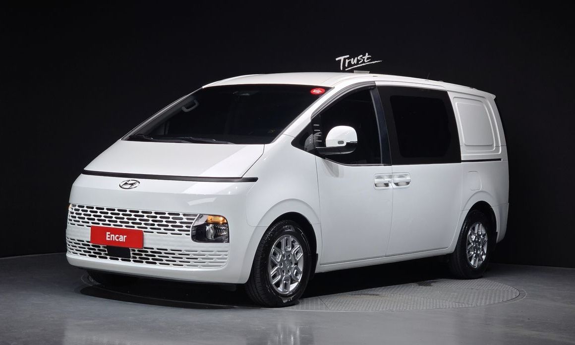 Hyundai Staria 2022